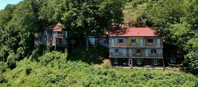 Alpine Inn Little Switzerland Exterior foto